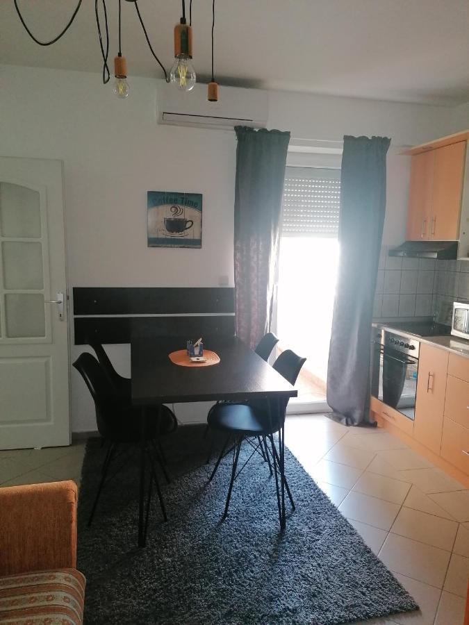 Fast Sleep & Go 2 Apartman Paraćin Kültér fotó